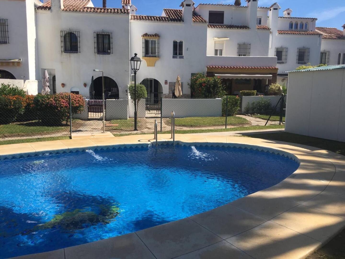 Marina De Casares Beach House San Luis de Sabinillas Buitenkant foto